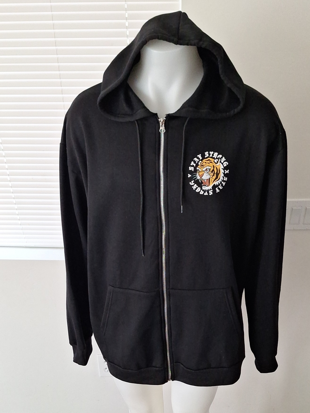 Men's Black Zip-Up Hoodie with Tiger Crest Graphic